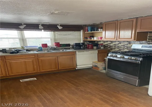 Photo 2 of Manufactured home for sale at 3410 Happy Jack Dr, Las Vegas, NV 89115 | MLS# 2793196 | Listing updated on 2026-06-27