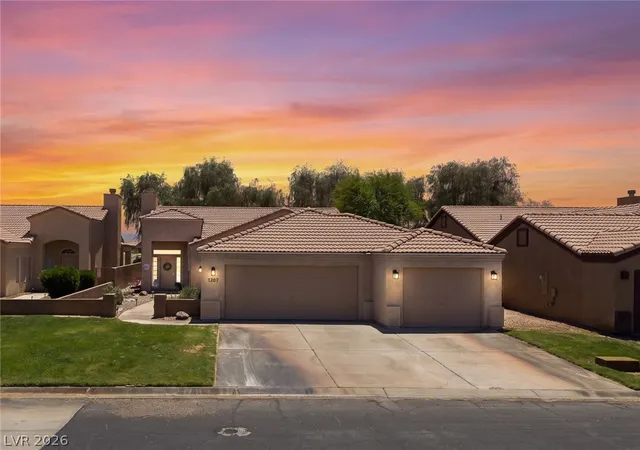 2nd image of 1207 Golf Club Dr, Laughlin, NV 89029 | MLS# 2793499