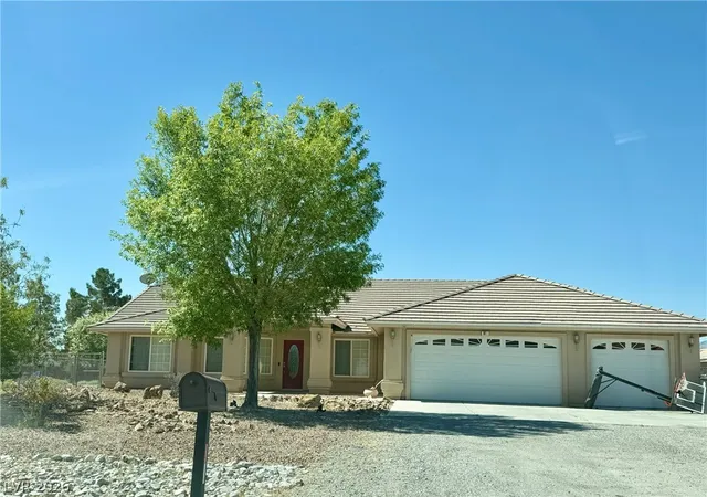 Homes for sale in Pahrump, NV | 61 Hickory St, Pahrump, NV 89048 | MLS# 2793904