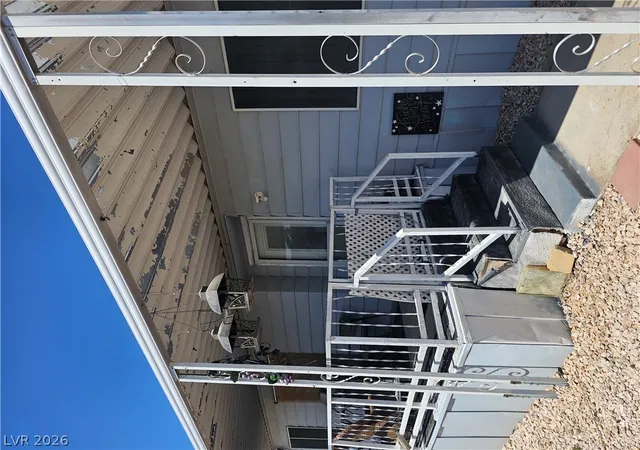 Photo 2 of Manufactured home for sale at 3427 Haleakala Dr, Las Vegas, NV 89122 | MLS# 2792365 | Listing updated on 2026-06-24