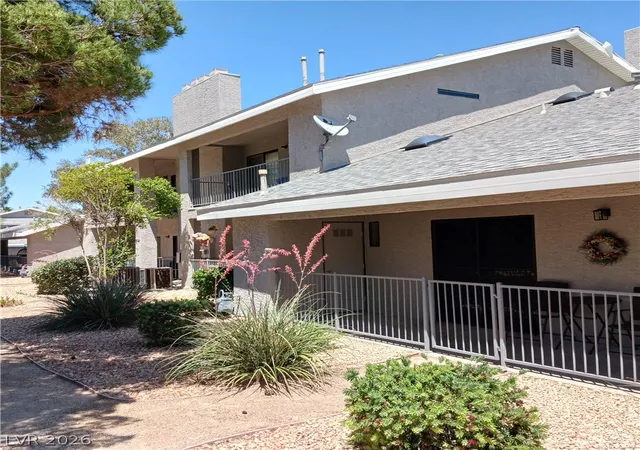 Homes for sale in Henderson, NV | 2856 Bluebonnet Drive, Henderson, NV 89074 | Houzeo