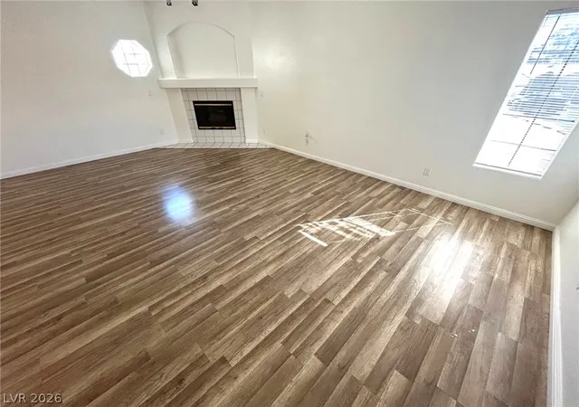 4th image of 1900 N Torrey Pines Dr, Las Vegas, NV 89108