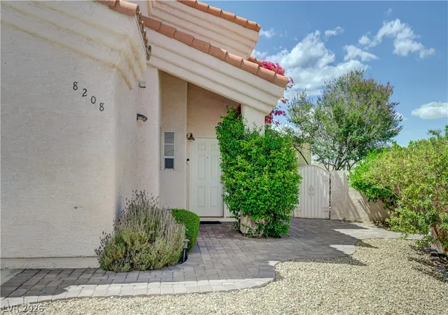 Photo 3 of Single family home for sale at 8208 Renfrew Dr, Las Vegas, NV 89145 | MLS# 2794363 | Listing updated on 2026-08-25