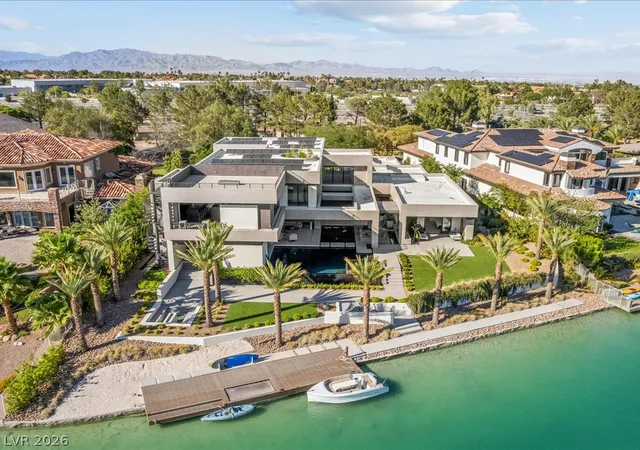 Photo 2 of Single family home for sale at 8733 Newport Isle Ct, Las Vegas, NV 89117 | MLS# 2794421 | Listing updated on 2026-10-01