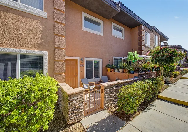 Photo 2 of Townhouse for sale at 10514 Gold Shadow Ave, Las Vegas, NV 89129 | MLS# 2792959 | Listing updated on 2026-07-17