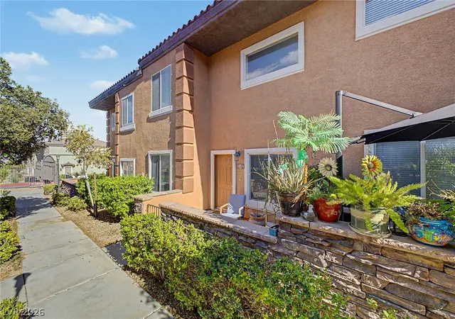 Photo 3 of Townhouse for sale at 10514 Gold Shadow Ave, Las Vegas, NV 89129 | MLS# 2792959 | Listing updated on 2026-07-17