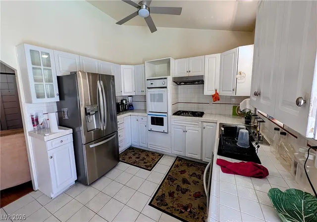 Photo 4 of Single family home for sale at 3204 Lindell Rd, Las Vegas, NV 89146 | MLS# 2794352 | Listing updated on 2026-06-30