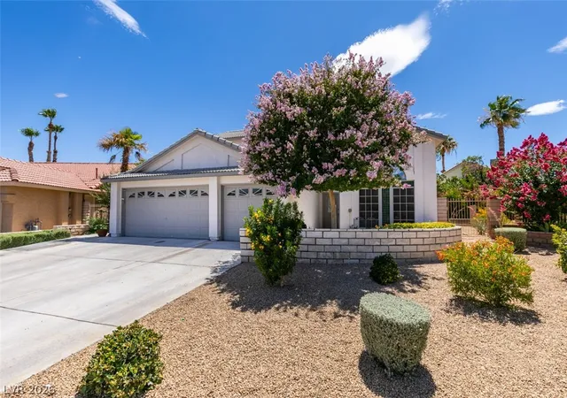 Photo 3 of Single family home for sale at 5505 Excelsior Springs Ln, Las Vegas, NV 89130 | MLS# 2794670 | Listing updated on 2026-07-09