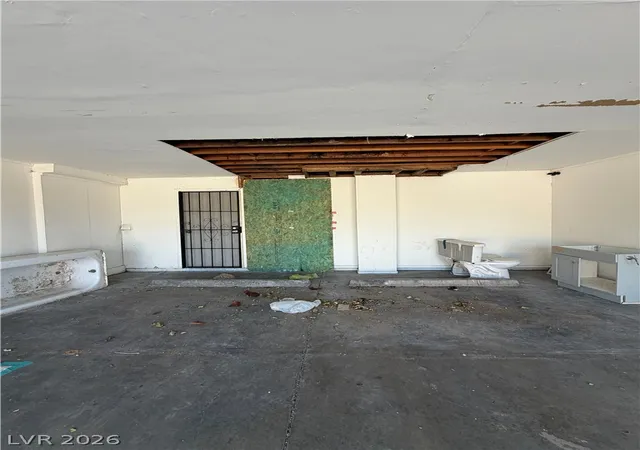 Homes for sale in Las Vegas, NV | 4710 Roberta St #2, Las Vegas, NV 89119 | MLS# 2794130