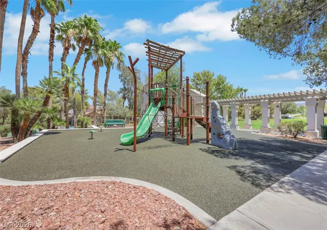 Homes for sale in Henderson, NV | 21 Tanglewood Dr, Henderson, NV 89012 | MLS# 2793603