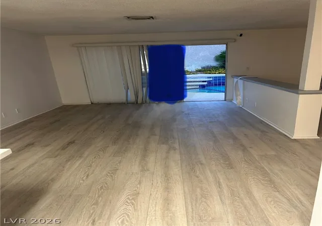 Photo 4 of Townhouse for sale at 4007 Spring Leaf Dr, Las Vegas, NV 89147 | MLS# 2794572 | Listing updated on 2026-08-21