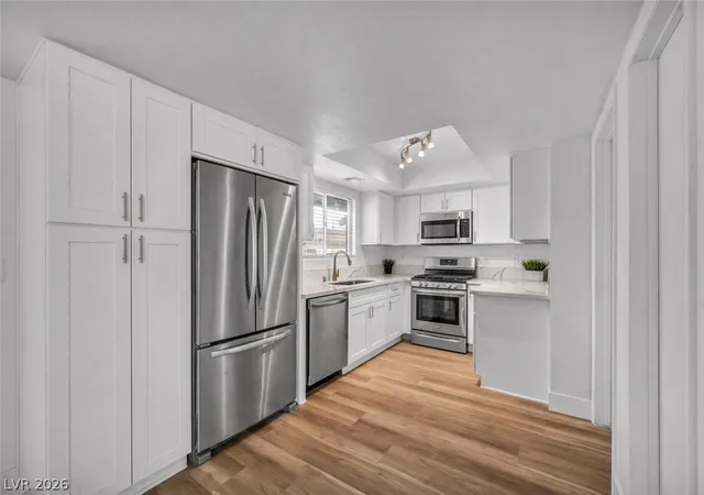 Townhouse for sale at 3844 Fitzpatrick Dr, Las Vegas, NV 89115 | MLS# 2794512