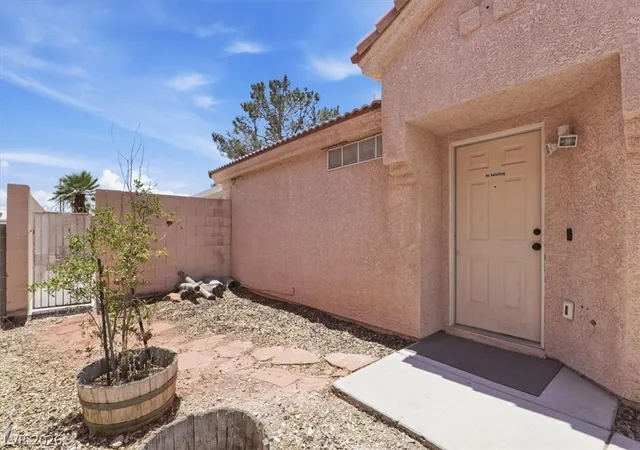 Photo 2 of Single family home for sale at 9309 Dancing Daffodil Ave, Las Vegas, NV 89129 | MLS# 2794531 | Listing updated on 2026-07-11