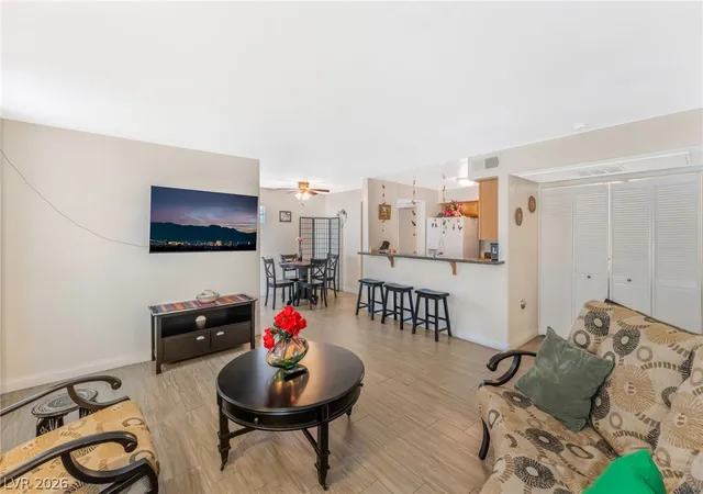 5th image of 3145 E Flamingo Rd #1092, Las Vegas, NV 89121 | MLS# 2794260