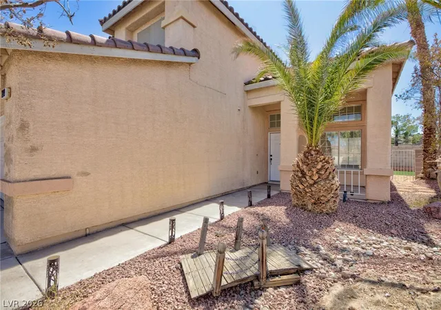 Photo 3 of Single family home for sale at 1209 Nugget Crk Dr, Las Vegas, NV 89108 | MLS# 2790862 | Listing updated on 2026-08-29