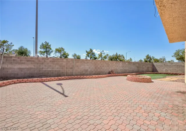 Photo 4 of Single family home for sale at 1209 Nugget Crk Dr, Las Vegas, NV 89108 | MLS# 2790862 | Listing updated on 2026-08-29