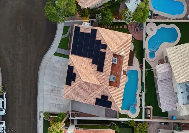Photo 2 of Single family home for sale at 7424 Alcove Glen Ct, Las Vegas, NV 89129 | MLS# 2793526 | Listing updated on 2026-08-30