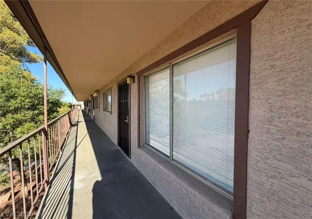 Homes for sale in Las Vegas, NV | 595 S Royal Crest Cir #8, Las Vegas, NV 89169 | MLS# 2795172