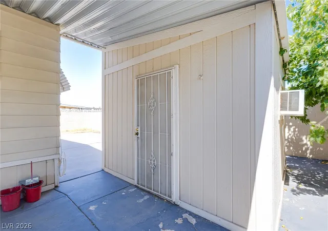 Photo 3 of Manufactured home for sale at 3510 Allegheny Dr, Las Vegas, NV 89122 | MLS# 2794791 | Listing updated on 2026-10-27