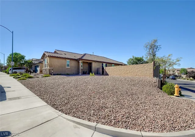 Photo 3 of Single family home for sale at 978 Spiracle Ave, Henderson, NV 89002 | MLS# 2793947 | Listing updated on 2026-06-27