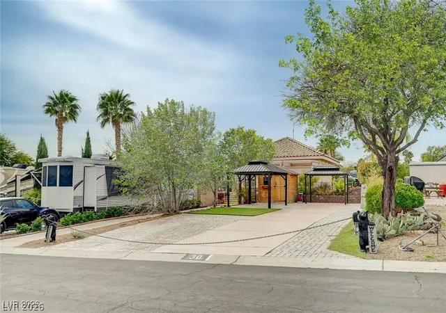 Homes for sale in Boulder City, NV | 866 Sparrow Wy, Boulder City, NV 89005 | MLS# 2795387