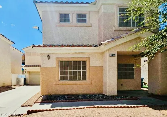 Photo 2 of Single family home for sale at 5953 Crumbling Ridge St, Henderson, NV 89011 | MLS# 2792358 | Listing updated on 2026-07-29
