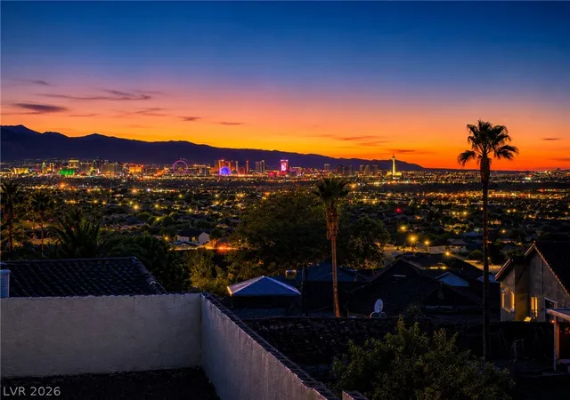 Homes for sale in Henderson, NV | 376 Eveningside Ave, Henderson, NV 89012 | MLS# 2787955
