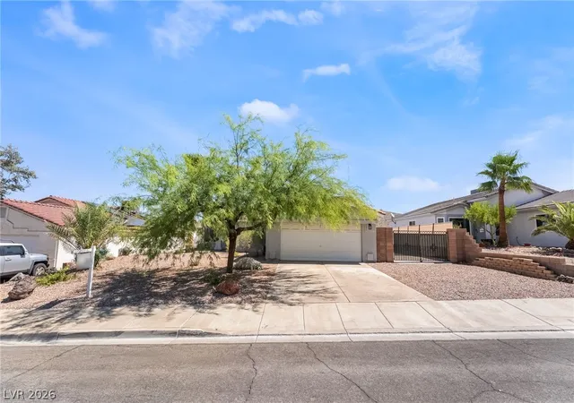 Homes for sale in Henderson, NV | 376 Eveningside Ave, Henderson, NV 89012 | MLS# 2787955