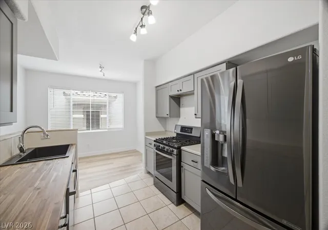Homes for sale in Las Vegas, NV | 9050 W Warm Springs Rd #1033, Las Vegas, NV 89148 | MLS# 2795645
