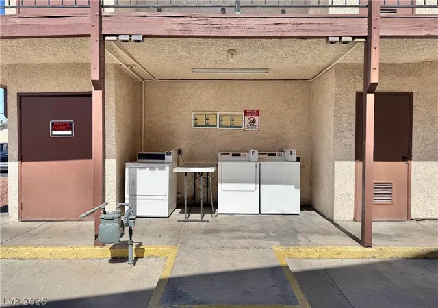 Listing Photo 4 - Condo for sale in building located at 4955 Jeffreys St, Las Vegas, NV 89119 - Unit #602