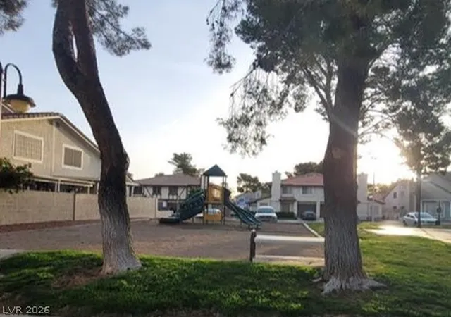 Photo 3 of Single family home for sale at 108 Boysenberry Ln, Henderson, NV 89074 | MLS# 2795404 | Listing updated on 2026-06-30