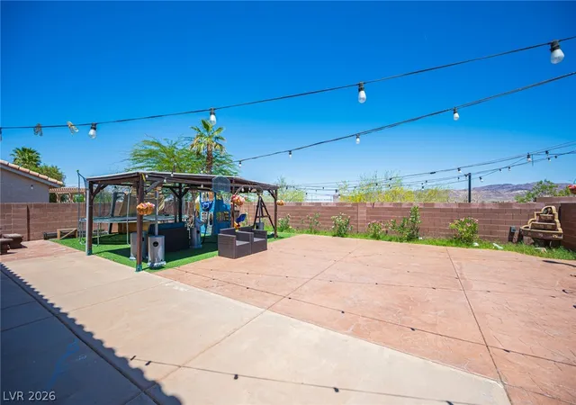 Photo 3 of Single family home for sale at 822 Grape Vine Ave, Henderson, NV 89002 | MLS# 2795505 | Listing updated on 2026-07-11