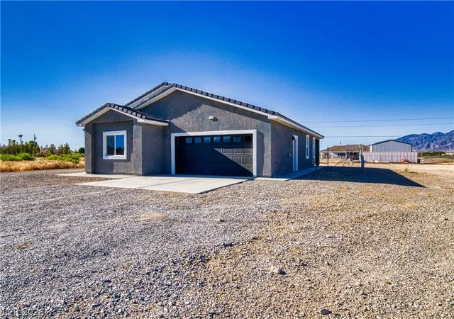 Photo 3 of Single family home for sale at 1501 Huracan St, Pahrump, NV 89048 | MLS# 2795626 | Listing updated on 2026-08-24