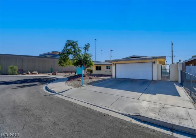 Homes for sale in Las Vegas, NV | 108 Hollyhock Ln, Las Vegas, NV 89107 | MLS# 2796387