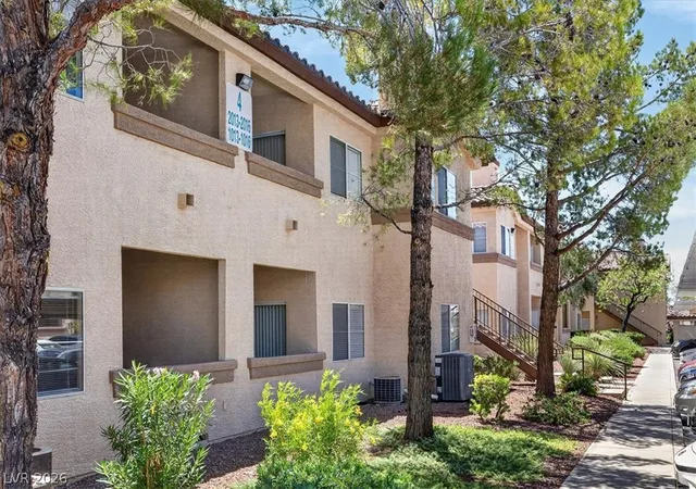 Homes for sale in Las Vegas, NV | 8501 W University Ave, Las Vegas, NV 89147