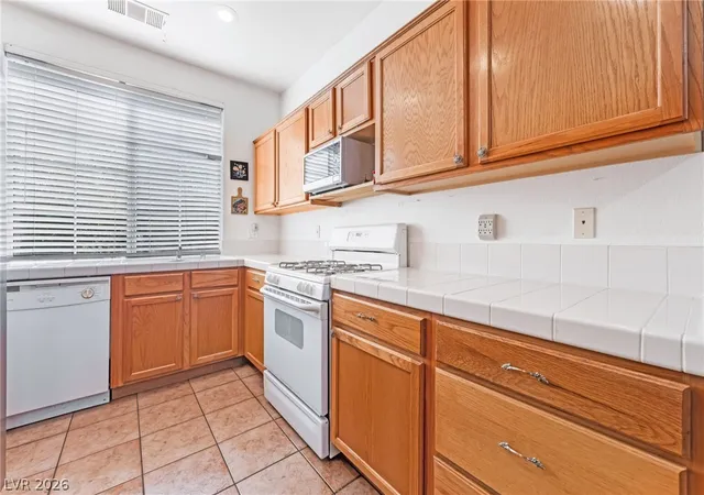 Photo 4 of Single family home for sale at 1712 Stonefield St, Las Vegas, NV 89144 | MLS# 2795164 | Listing updated on 2026-07-02