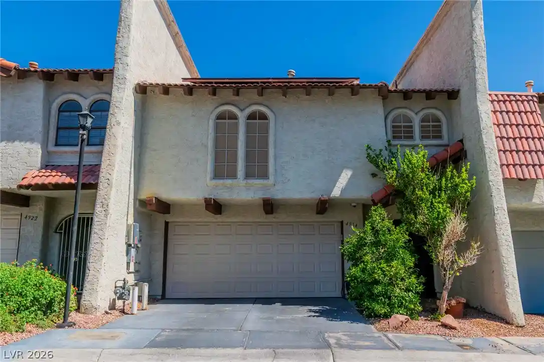 Townhouse for sale at 4914 Mozart Dr, Las Vegas, NV 89146 | MLS# 2795952