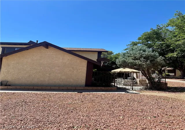Photo 1 of Sale Pending at 3151 Batavia Dr, Las Vegas, NV 89102 | MLS# 2794219 | Listing updated on 2026-10-03