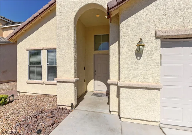 Photo 4 of Single family home for sale at 5320 Sweet William St, North Las Vegas, NV 89081 | MLS# 2796952 | Listing updated on 2026-08-03