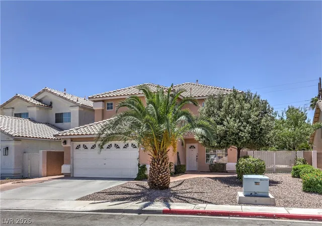 Photo 2 of Single family home for sale at 33 Trailside Ct, Henderson, NV 89012 | MLS# 2796551 | Listing updated on 2026-08-18