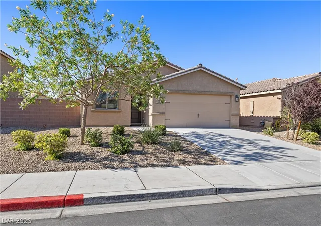 Photo 2 of Sale Pending at 4568 Velvet Oak Ct, Las Vegas, NV 89115 | MLS# 2795779 | Listing updated on 2026-07-14