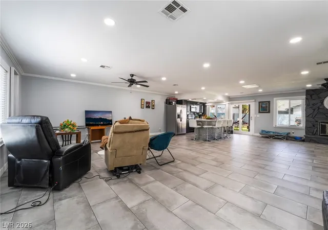 Photo 4 of Single family home for sale at 3400 Sioux Way, Las Vegas, NV 89169 | MLS# 2797128 | Listing updated on 2026-08-21