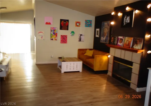 Listing Photo 5 - Condo for sale in building located at 5424 Geneive Ln, Las Vegas, NV 89108 - Unit #105
