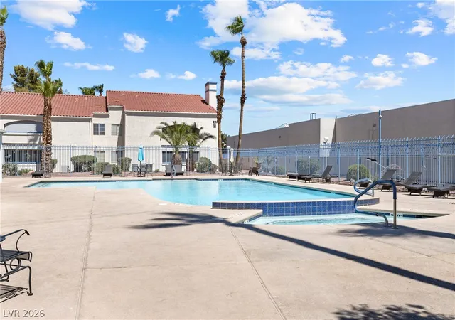 2nd image of 2725 S Nellis Blvd #2052, Las Vegas, NV 89121 | MLS# 2797364
