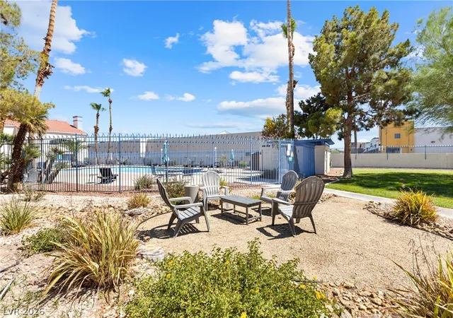 4th image of 2725 S Nellis Blvd #2052, Las Vegas, NV 89121 | MLS# 2797364