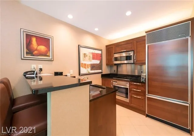 3rd image of 125 E Harmon Ave #2514, Las Vegas, NV 89109 | MLS# 2797653