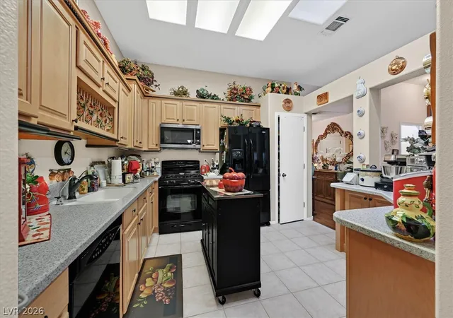 Photo 2 of Townhouse for sale at 2088 Joy Crk Ln, Henderson, NV 89012 | MLS# 2797756 | Listing updated on 2026-08-27