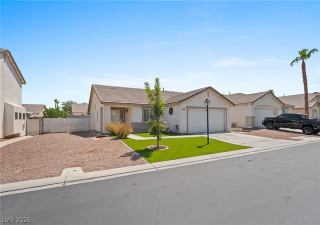 24th image of 823 Hunters Ridge Wy, North Las Vegas, NV 89032 | MLS# 2797736
