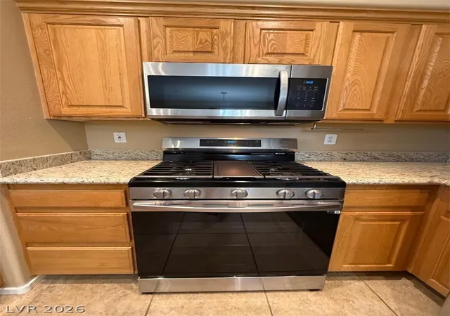 Photo 3 of Condo for sale at 50 Aura De Blanco St #3201, Henderson, NV 89074 | MLS# 2794218 | Listing updated on 2026-08-04