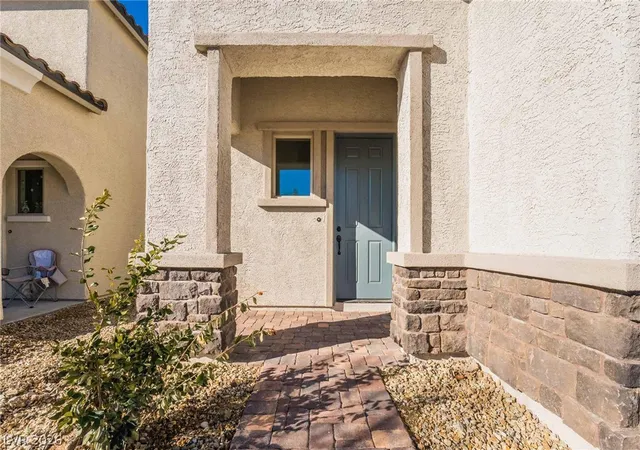 Photo 3 of Single family home for sale at 6955 Stone Cactus St, North Las Vegas, NV 89086 | MLS# 2798029 | Listing updated on 2026-08-22
